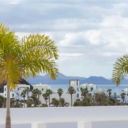 Villa Atlantica - Heated Pool In Playa Blanca Exterior photo
