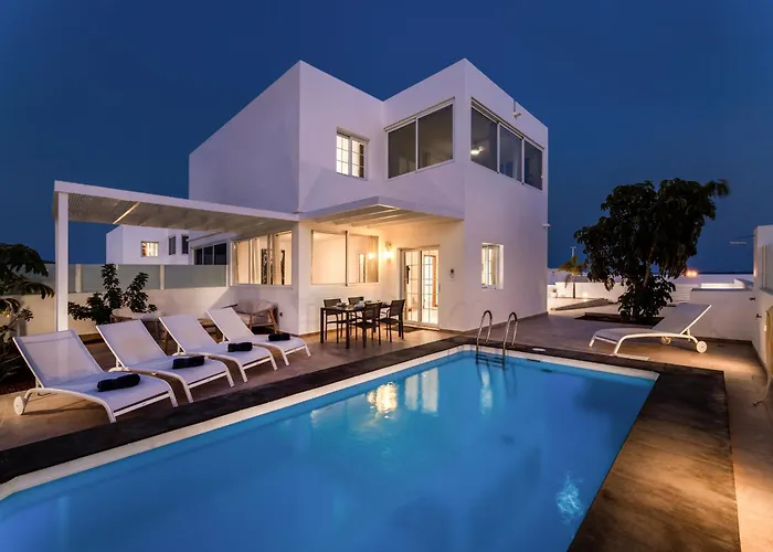 Villa Atlantica - Heated Pool In Playa Blanca