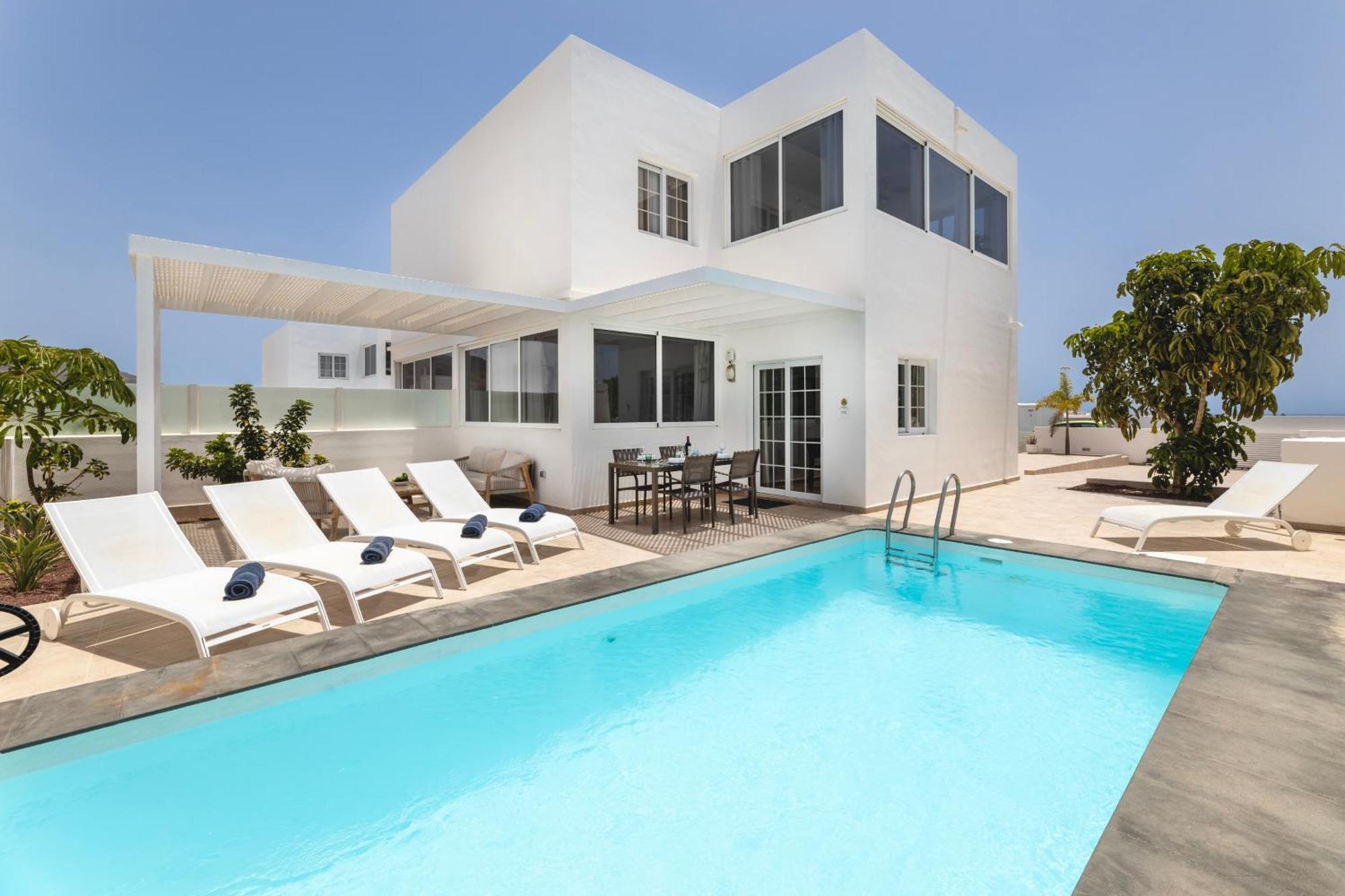 Atlantica - Heated Pool In *